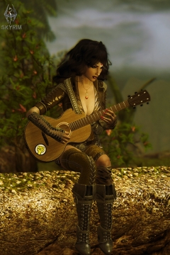 The Elder Scrolls 5: Skyrim - Alyssa with a guitar