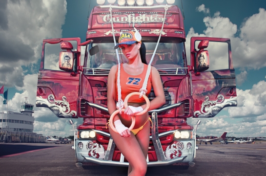 Euro Truck Simulator - girl and truck