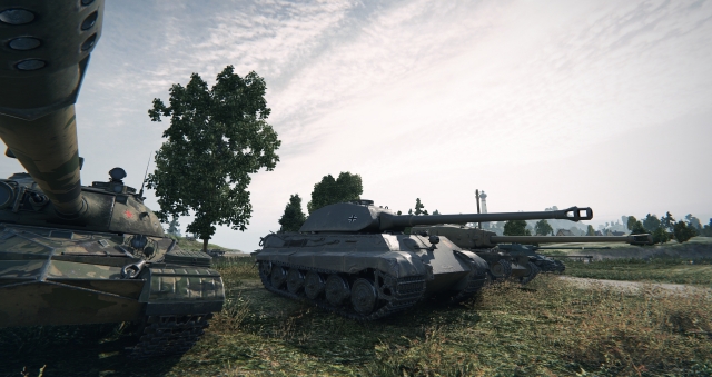 World of Tanks: Tiger II among the tanks